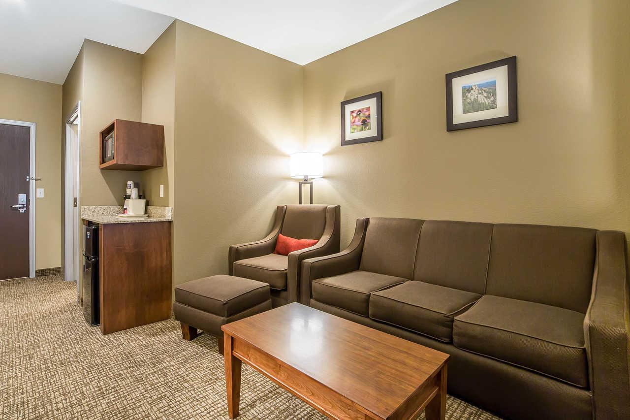 Comfort Inn & Suites Near Mt Rushmore Hill City Esterno foto