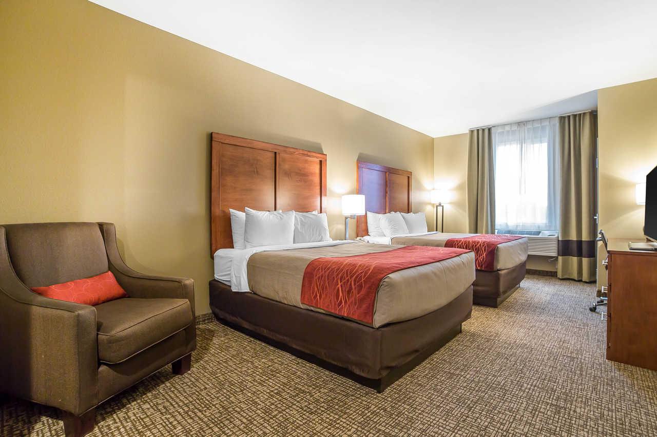 Comfort Inn & Suites Near Mt Rushmore Hill City Esterno foto