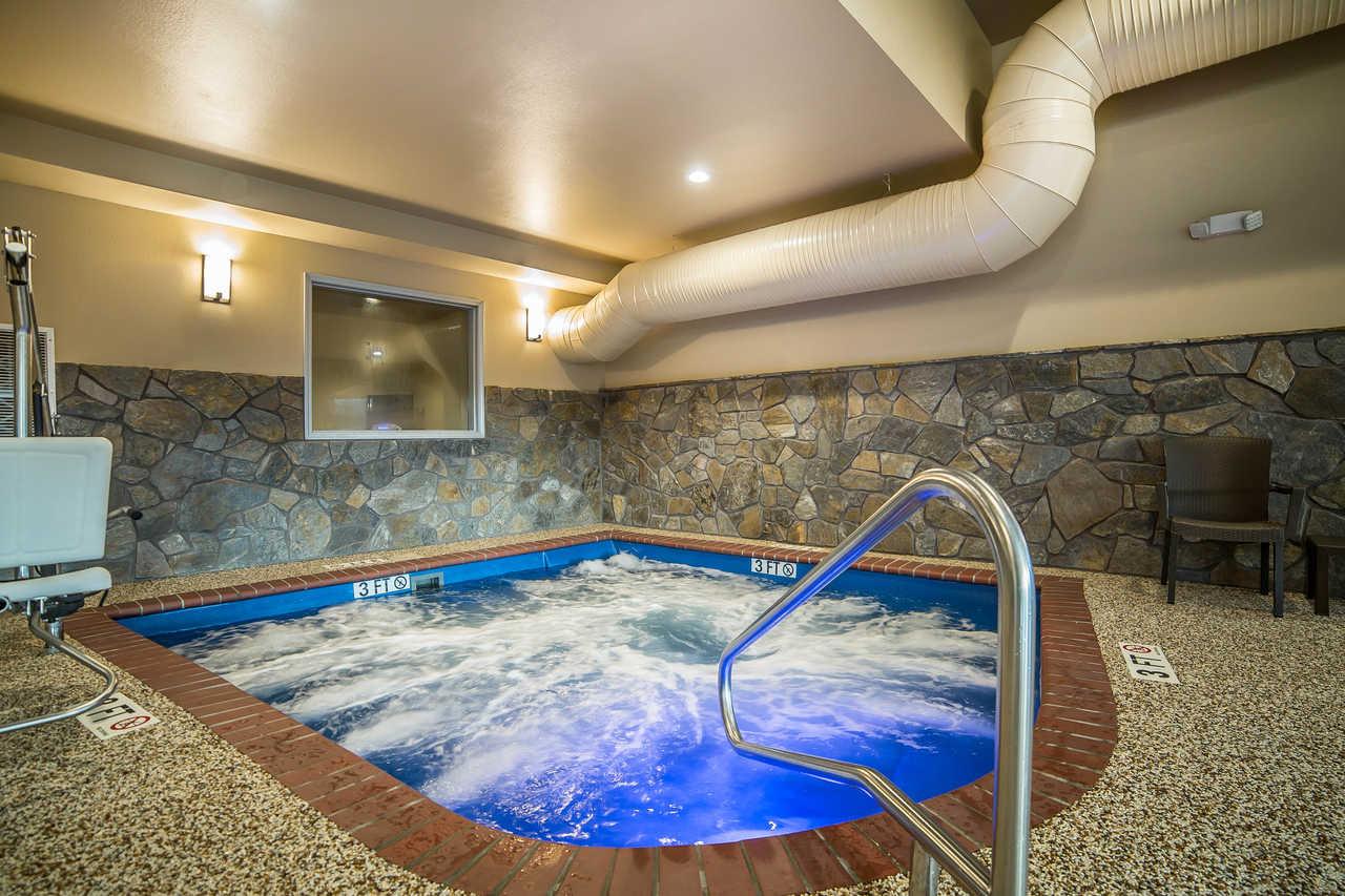 Comfort Inn & Suites Near Mt Rushmore Hill City Esterno foto
