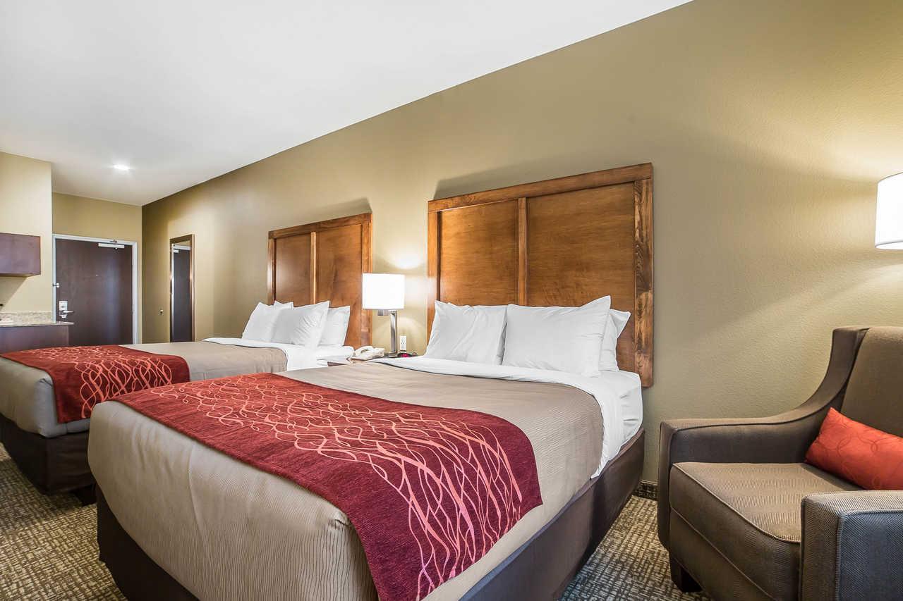 Comfort Inn & Suites Near Mt Rushmore Hill City Esterno foto