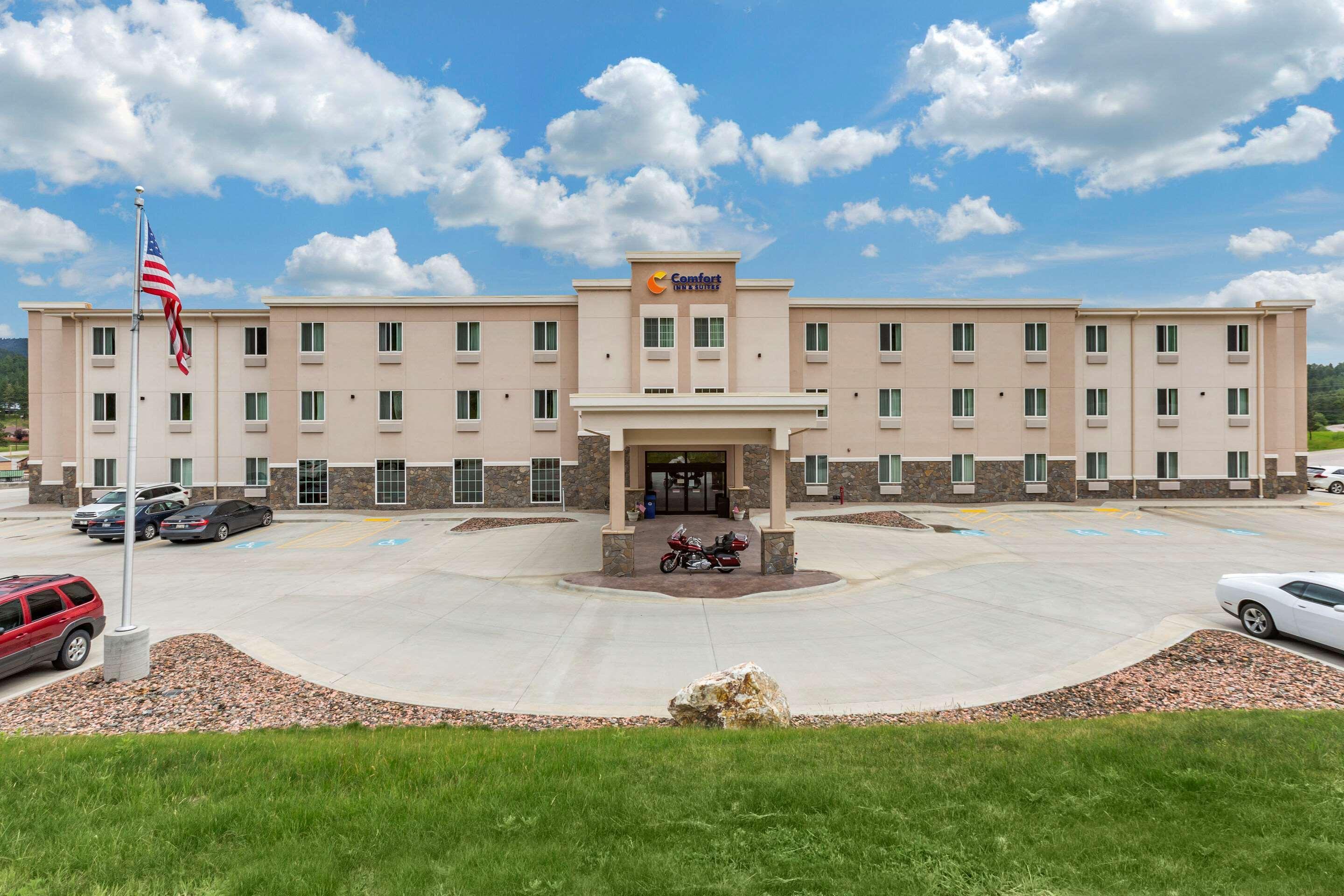 Comfort Inn & Suites Near Mt Rushmore Hill City Esterno foto